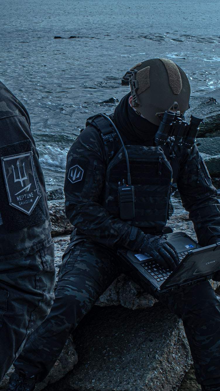 Наш підрозділ об’єднує розробників, інженерів, аналітиків та операторів.